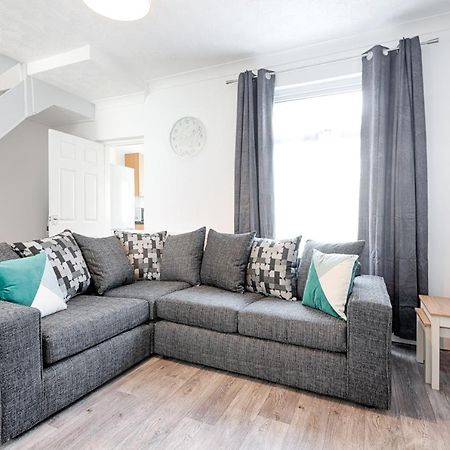 City Centre, Parking, Smart Tv'S In All Rooms Swansea Exterior photo