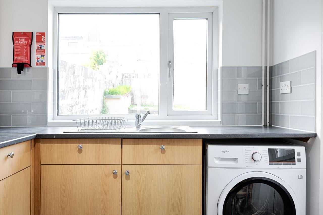 City Centre, Parking, Smart Tv'S In All Rooms Swansea Exterior photo